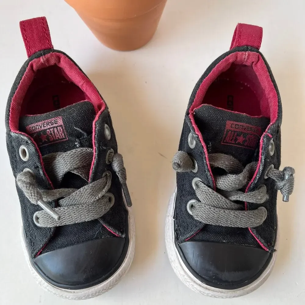 Converse All Star Low Top Baby Sneakers Shoes Size 5 Blue Red Lace Ups Classic